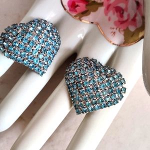 💙 Dazzling blue crystals puffed hearts earrings💙